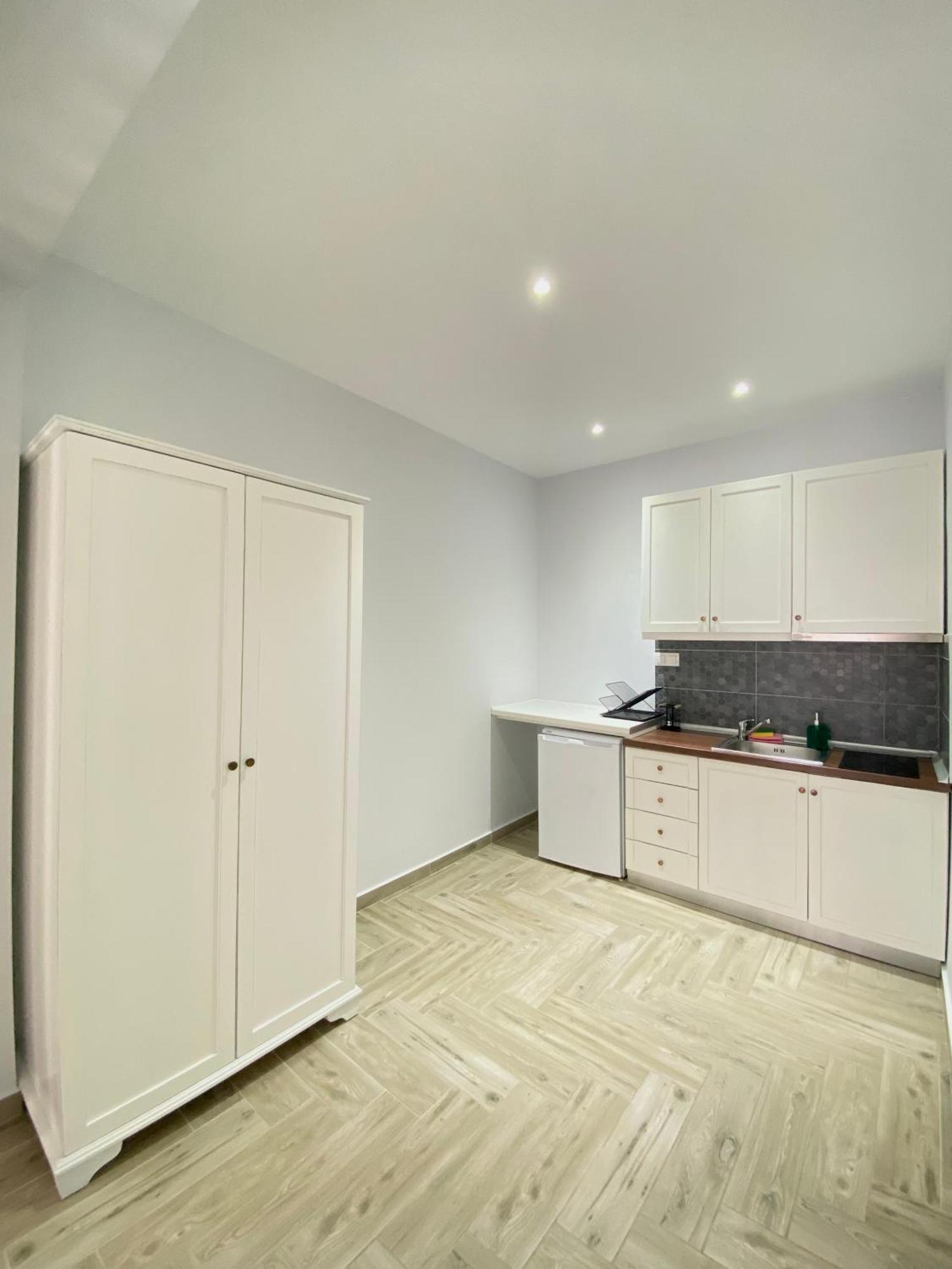 Thea Apartments Skala Marion Luaran gambar