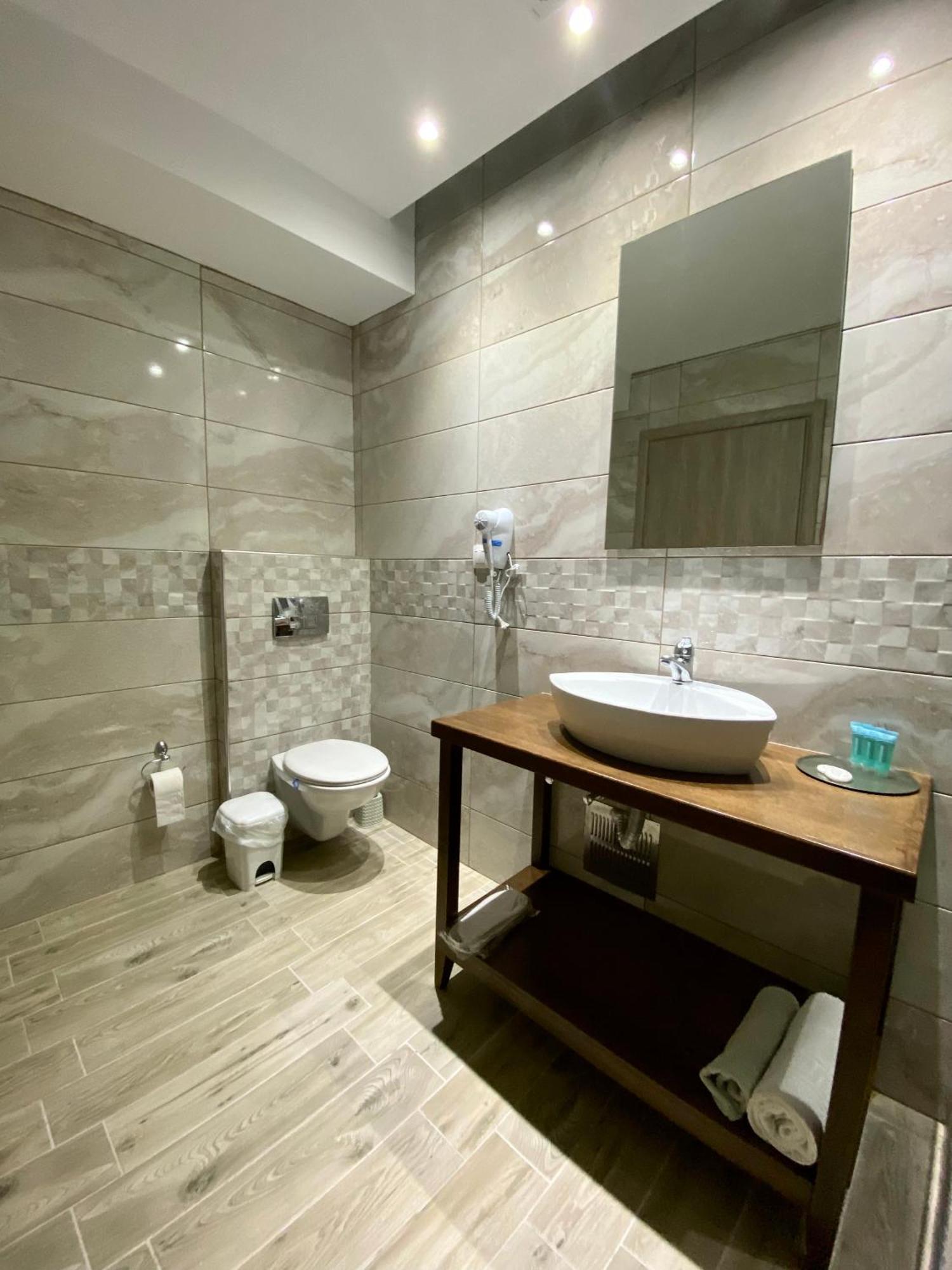 Thea Apartments Skala Marion Luaran gambar